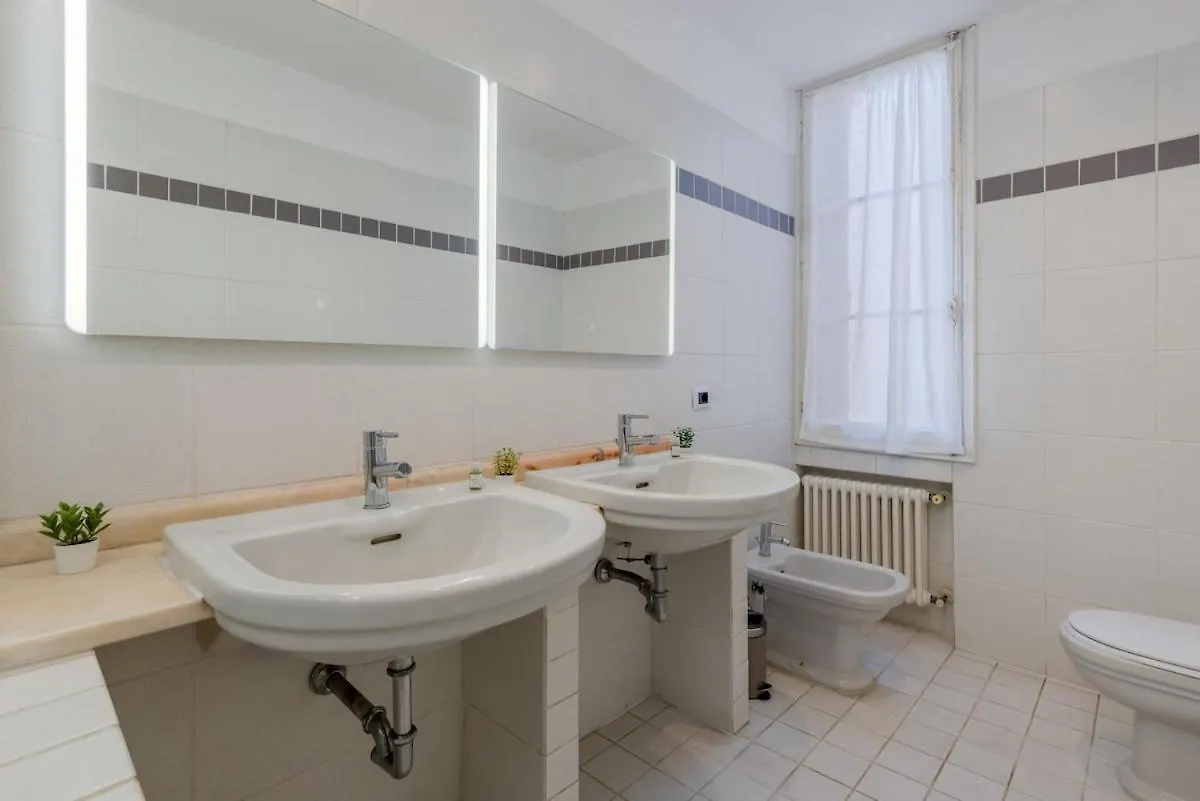 View Of Grand Canal Luxury Home - Station 5 Minutes Venice Italy