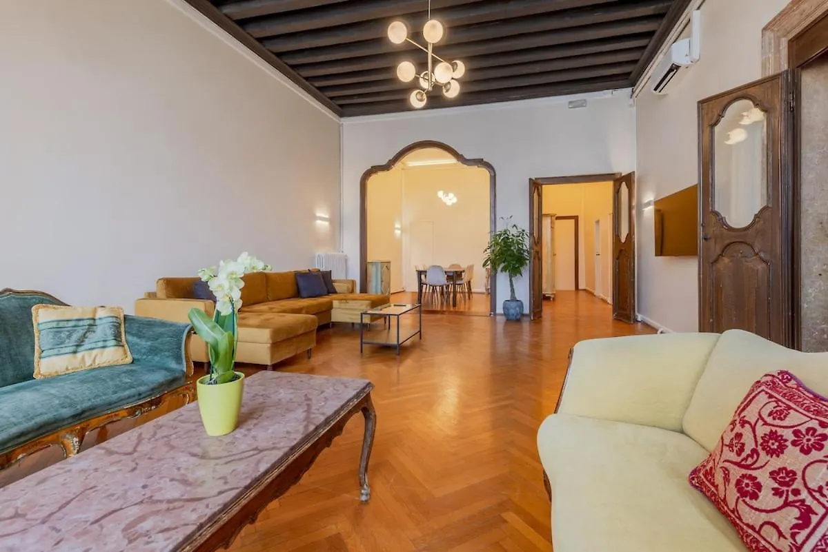 Apartment View Of Grand Canal Luxury Home - Station 5 Minutes Venice Italy