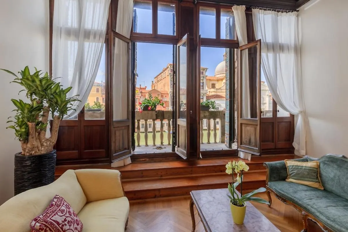 View Of Grand Canal Luxury Home - Station 5 Minutes Venice 0*,